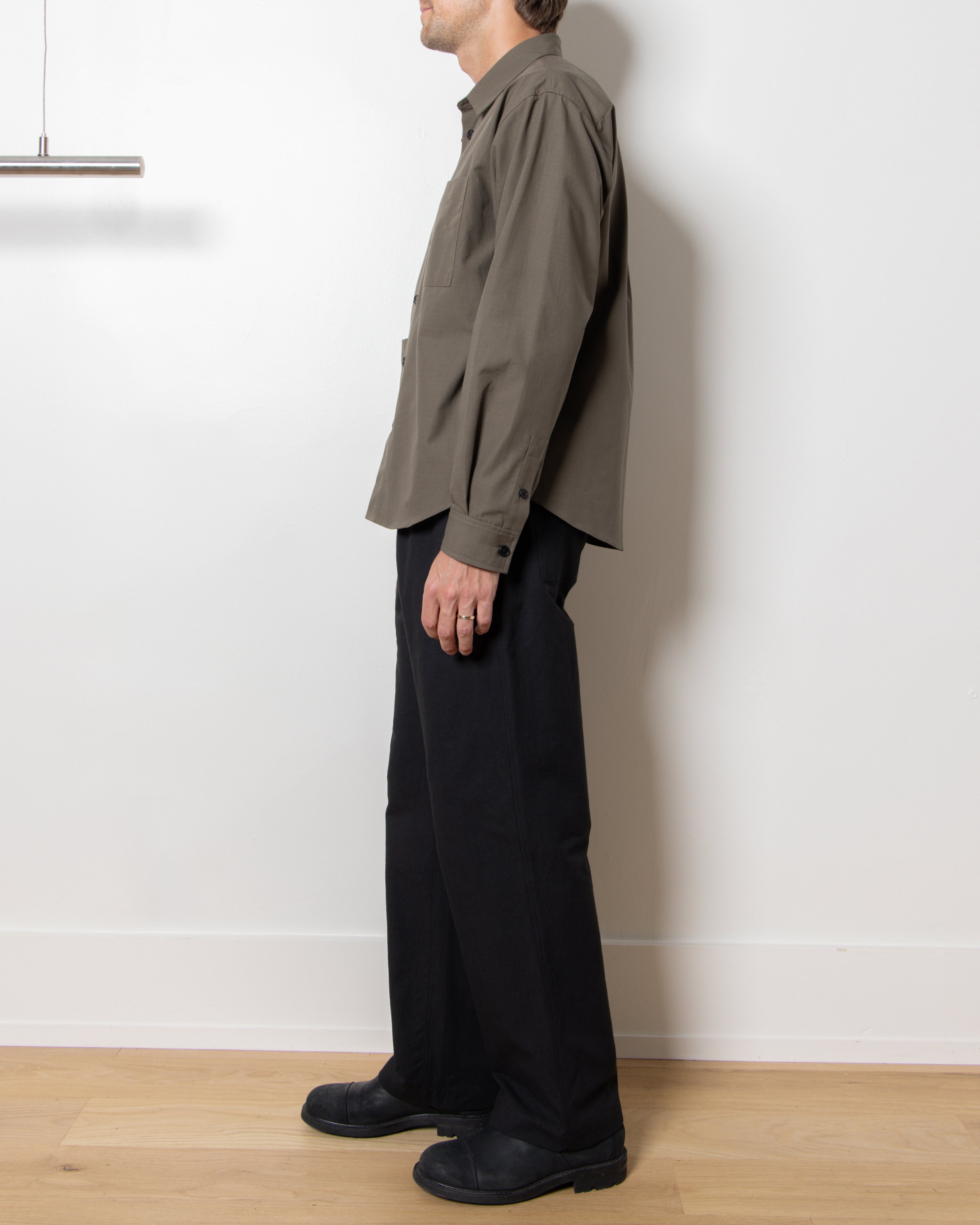 Throw Pant in Black